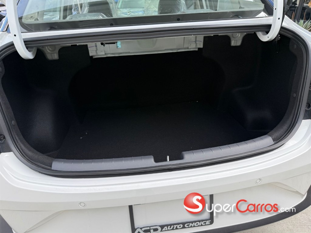 2025 Hyundai Grand I 10 Sedan — foto 6 / 12