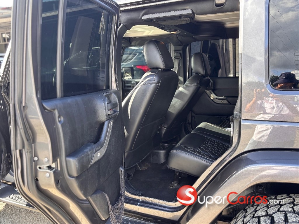 2016 Jeep Wrangler Willys Wheeler — foto 7 / 10