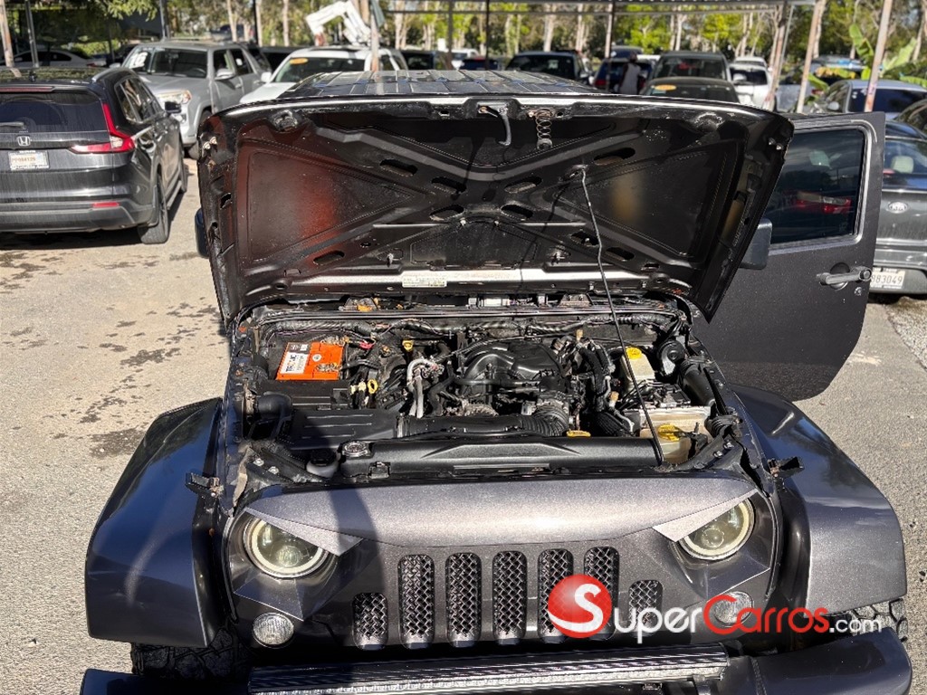 2016 Jeep Wrangler Willys Wheeler — foto 9 / 10