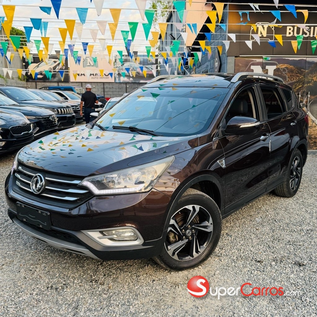 2021 Dongfeng AX7 — foto 8 / 12