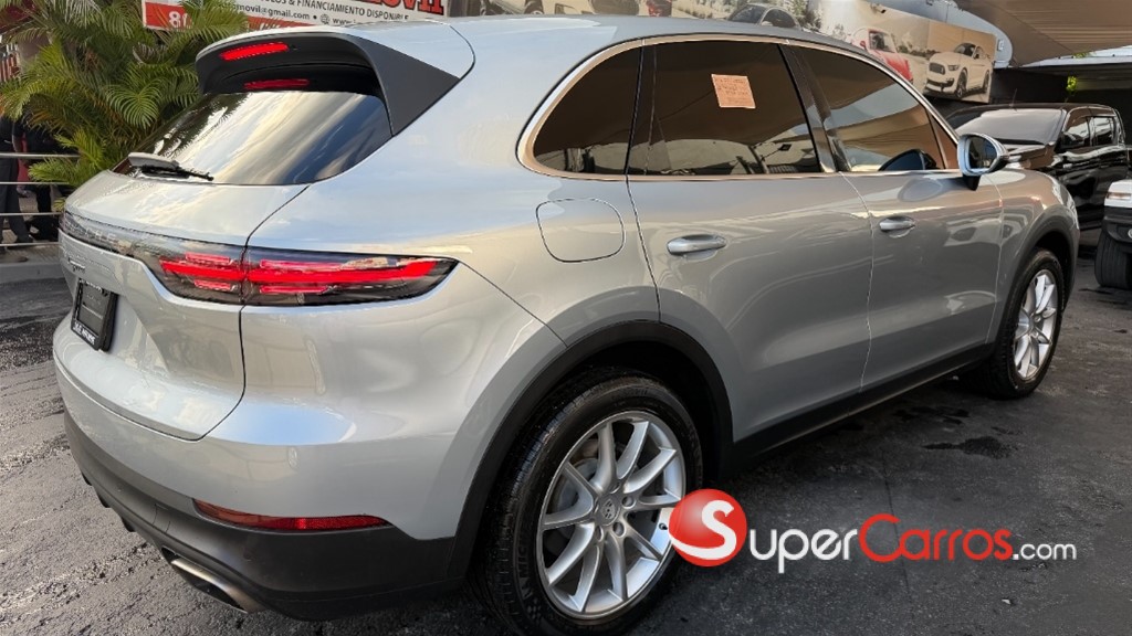 2020 Porsche Cayenne — foto 6 / 12