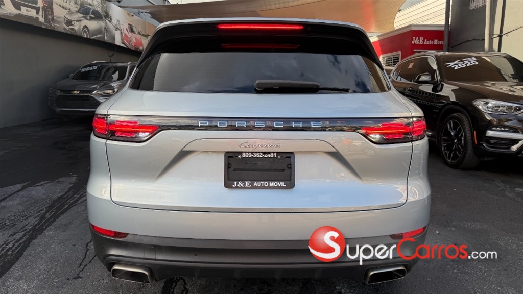 2020 Porsche Cayenne — foto 7 / 12
