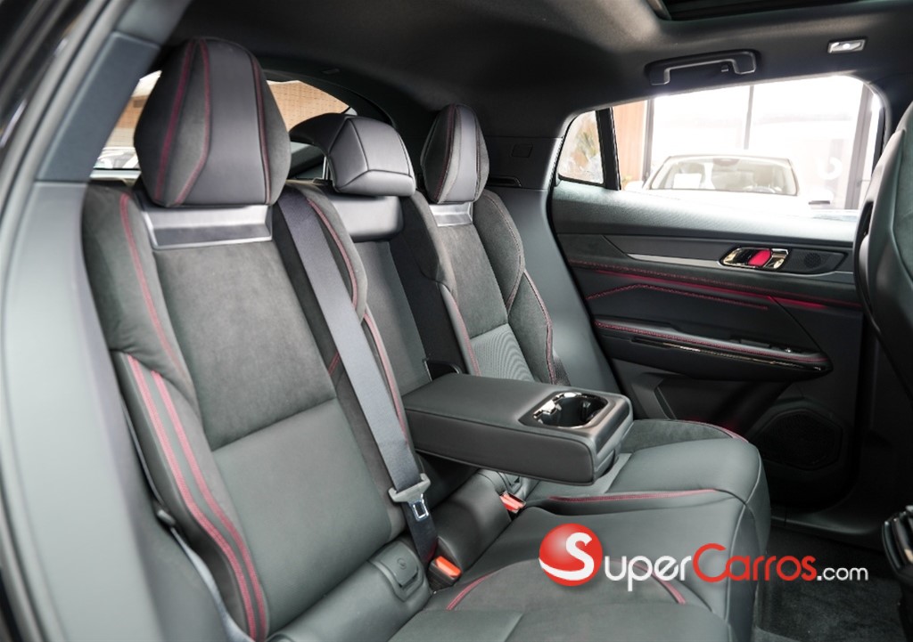 2027 Lynk CO 05 — foto 5 / 11