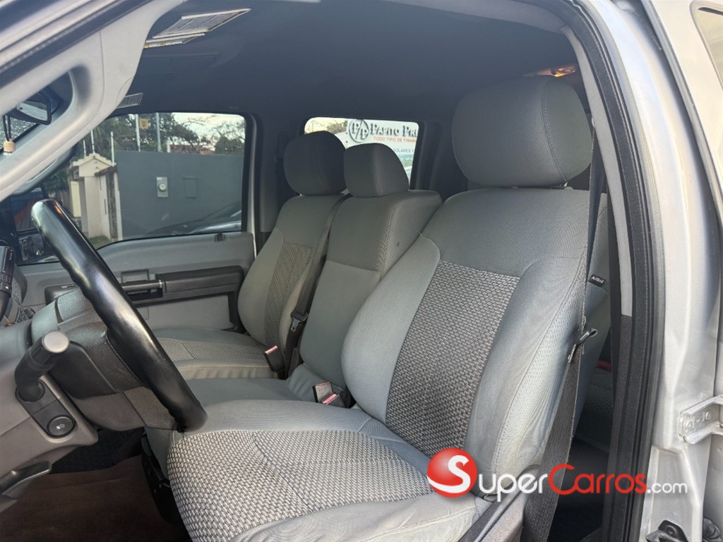 2016 Ford F 250 SUPER DUTY — foto 7 / 10