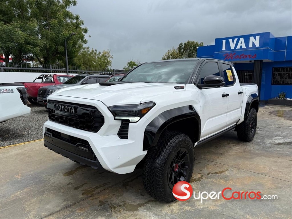 2025 Toyota Tacoma TRD PRO — foto 3 / 12