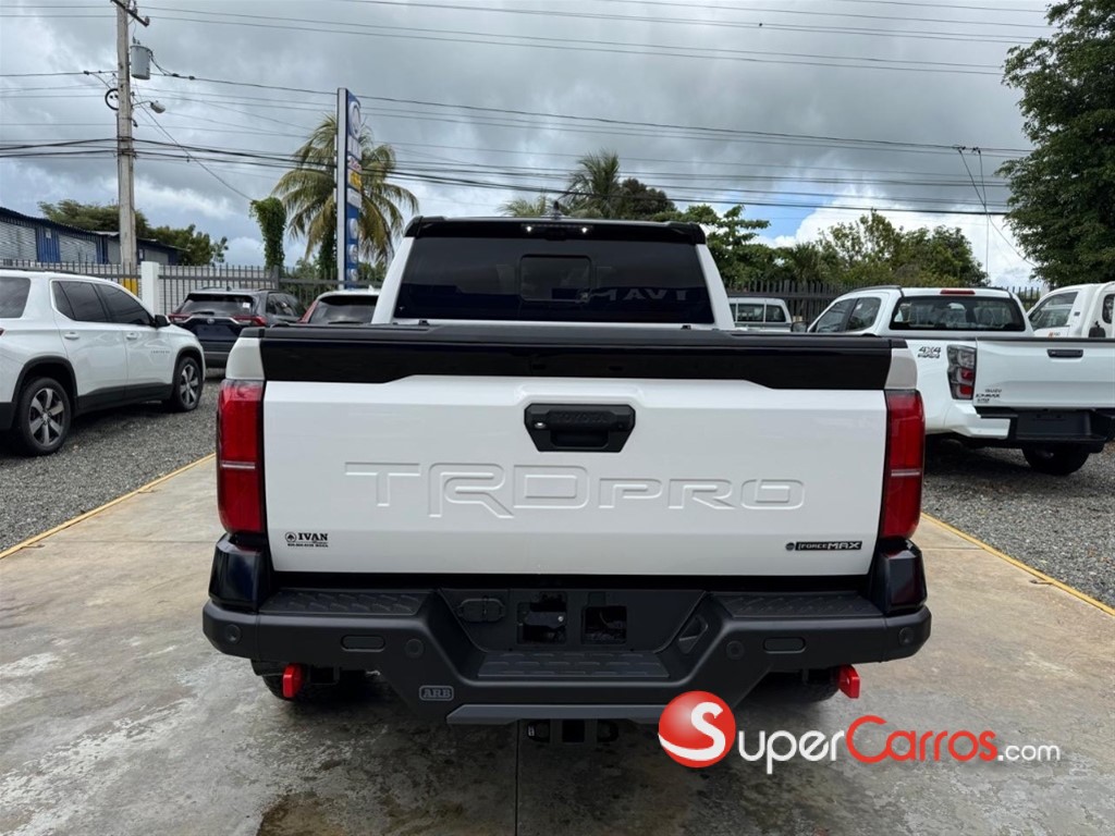 2025 Toyota Tacoma TRD PRO — foto 5 / 12