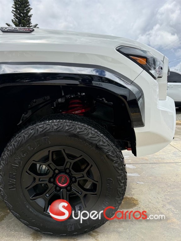 2025 Toyota Tacoma TRD PRO — foto 12 / 12