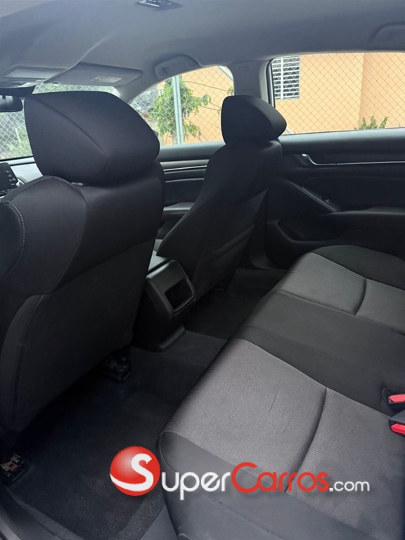 2020 Honda Accord LX — foto 6 / 7