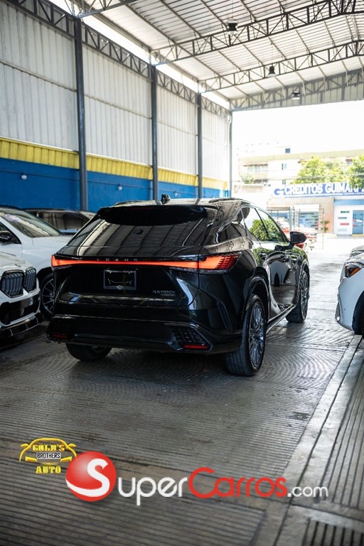 2023 Lexus RX 500H F Sport Performance — foto 4 / 12