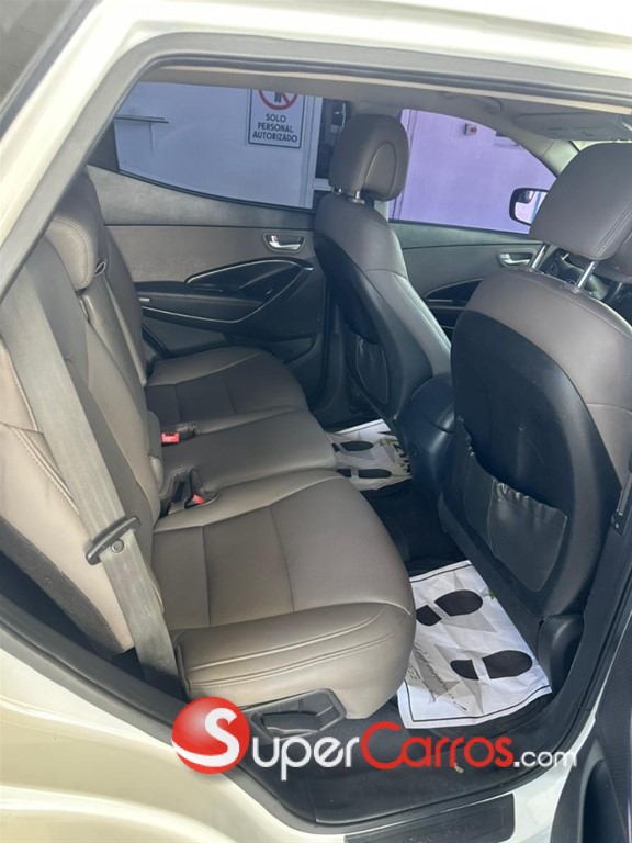 2015 Hyundai Santa Fe — foto 4 / 6