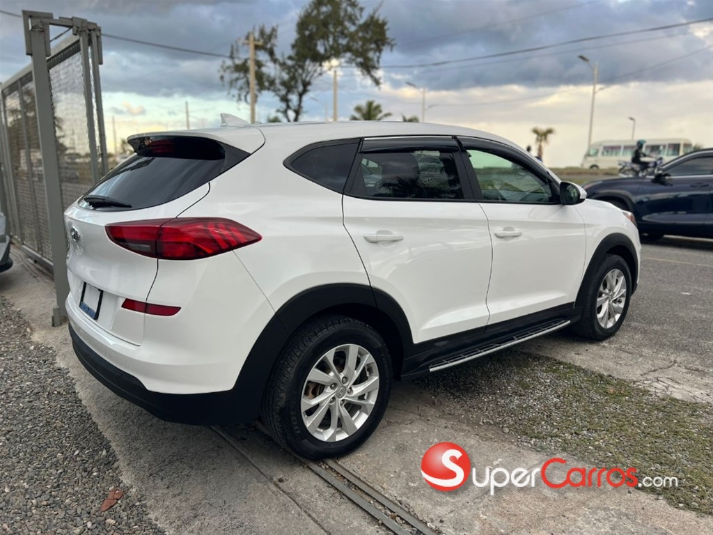 2020 Hyundai Tucson SE — foto 3 / 9