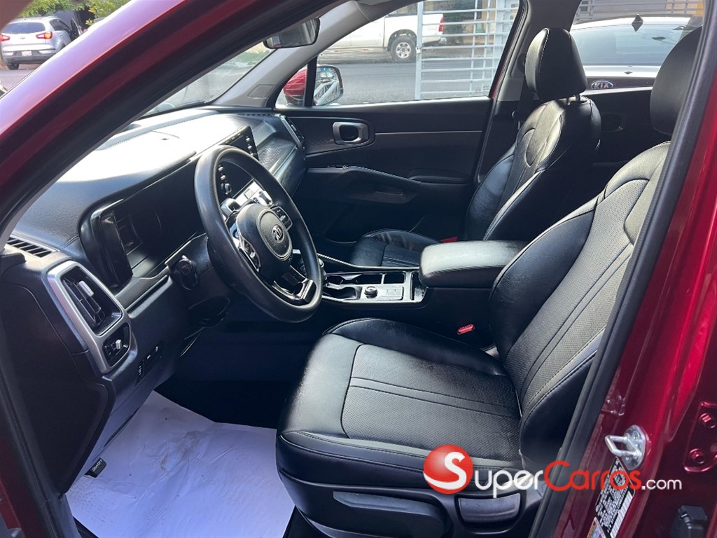 2021 Kia Sorento LX — foto 6 / 11