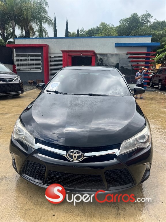 2016 Toyota Camry SE