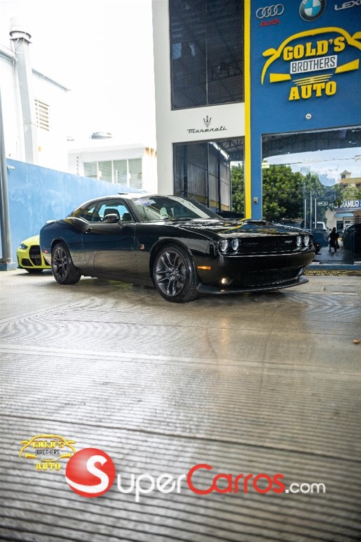 2022 Dodge Challenger SRT 392 6.4 Hemi — foto 2 / 12