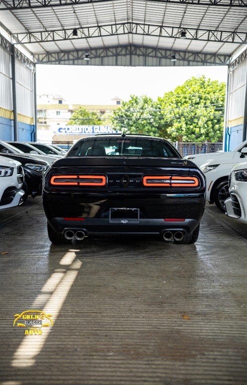 2022 Dodge Challenger SRT 392 6.4 Hemi — foto 4 / 12
