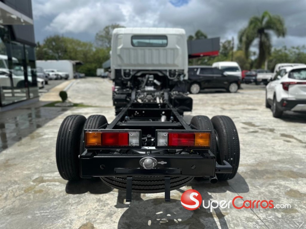 2027 Mitsubishi Motors Fuso Canter — foto 5 / 9