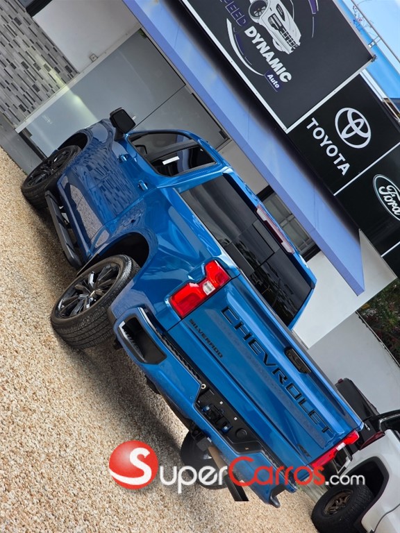 2022 Chevrolet Silverado RST Duramax — foto 11 / 12