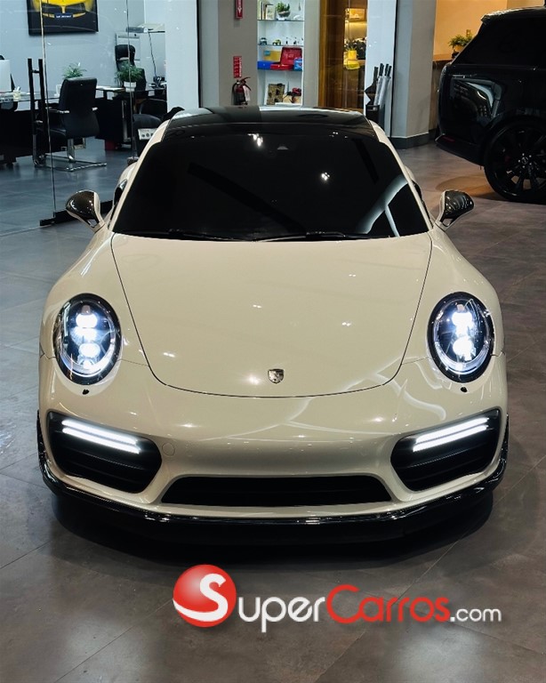 2017 Porsche 911 Turbo — foto 2 / 12