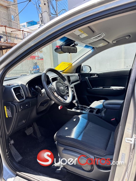 2020 Kia Sportage LX — foto 6 / 7
