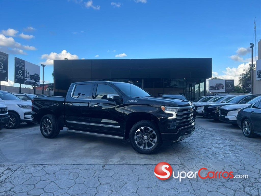 2026 Chevrolet Silverado High Country Duramax — foto 2 / 11