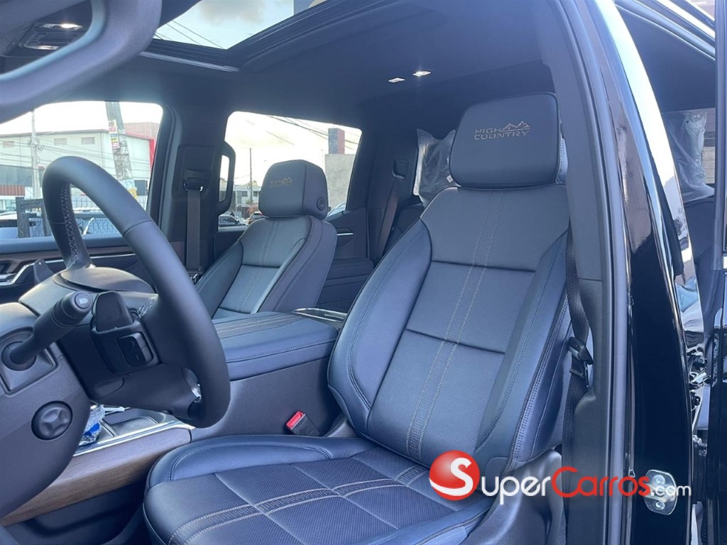2026 Chevrolet Silverado High Country Duramax — foto 10 / 11