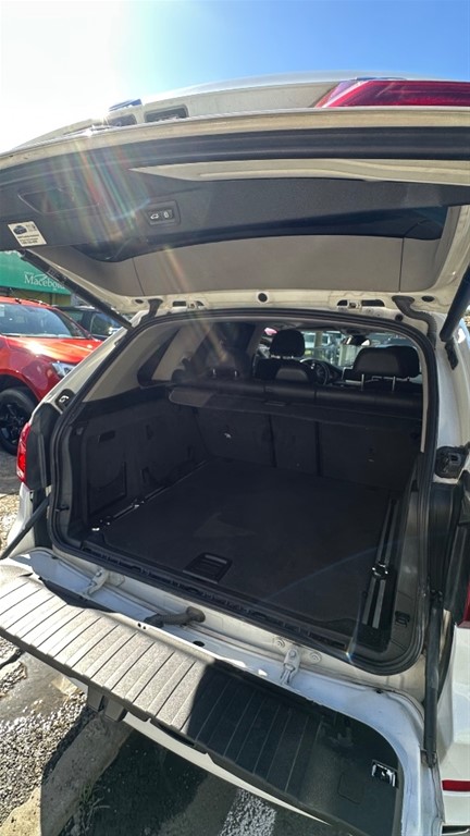 2016 BMW X 5 SDrive 35i — foto 5 / 9