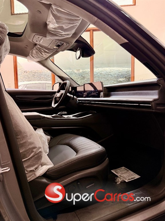 2026 Ford EDGE TREND HYBRID — foto 11 / 12