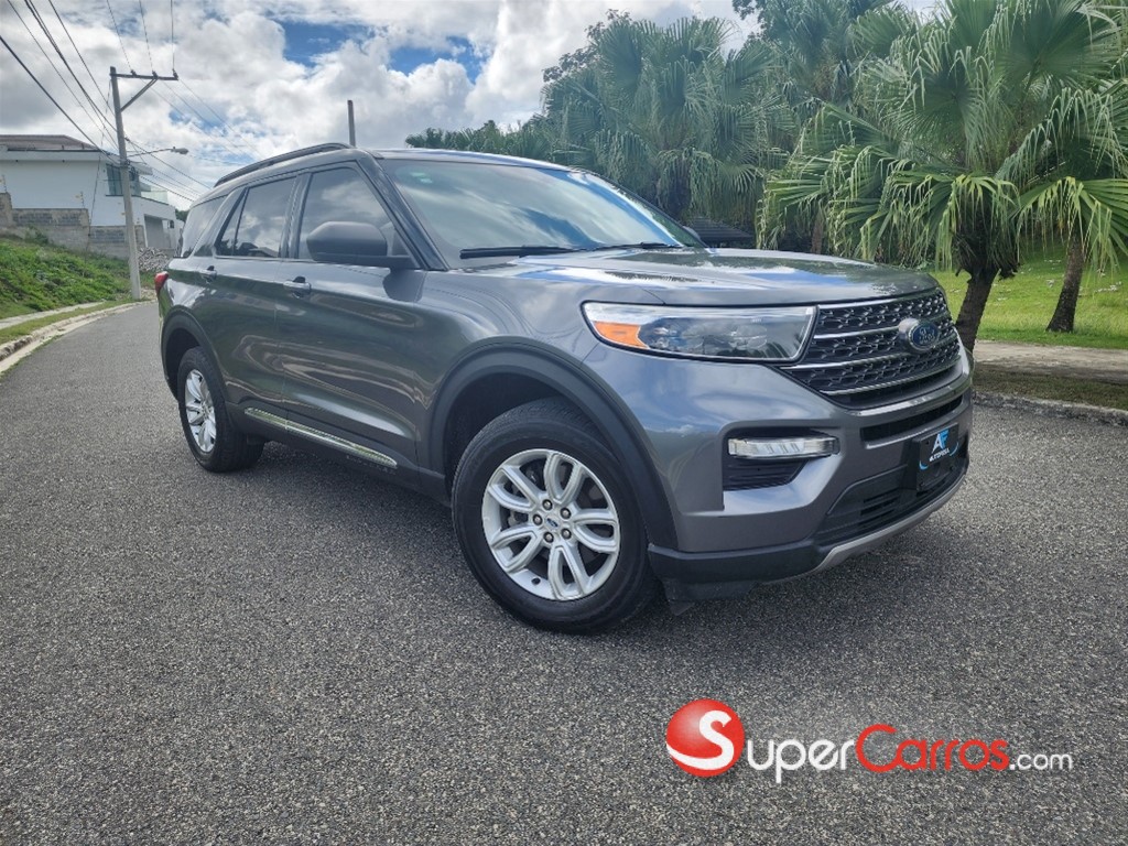 2022 Ford Explorer XLT 4WD — foto 2 / 12
