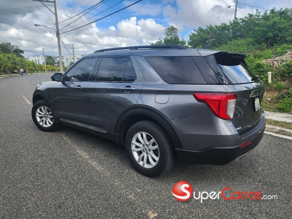 2022 Ford Explorer XLT 4WD — foto 4 / 12