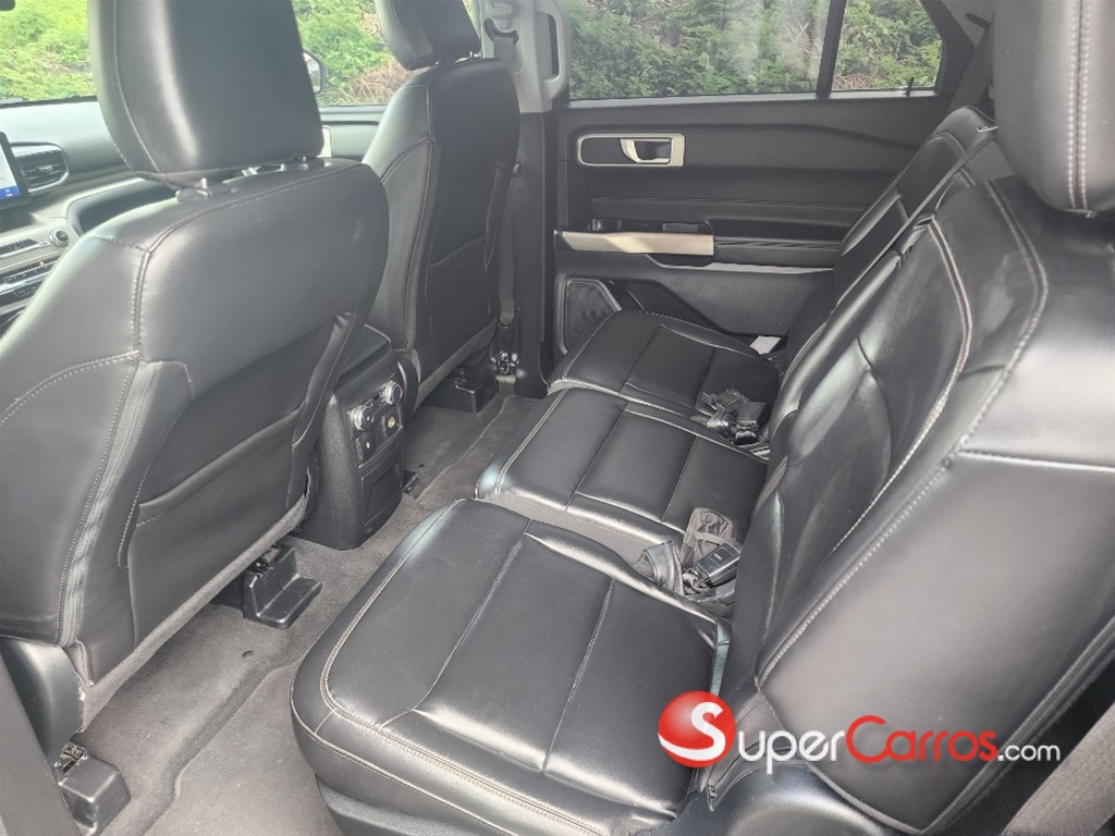 2022 Ford Explorer XLT 4WD — foto 11 / 12