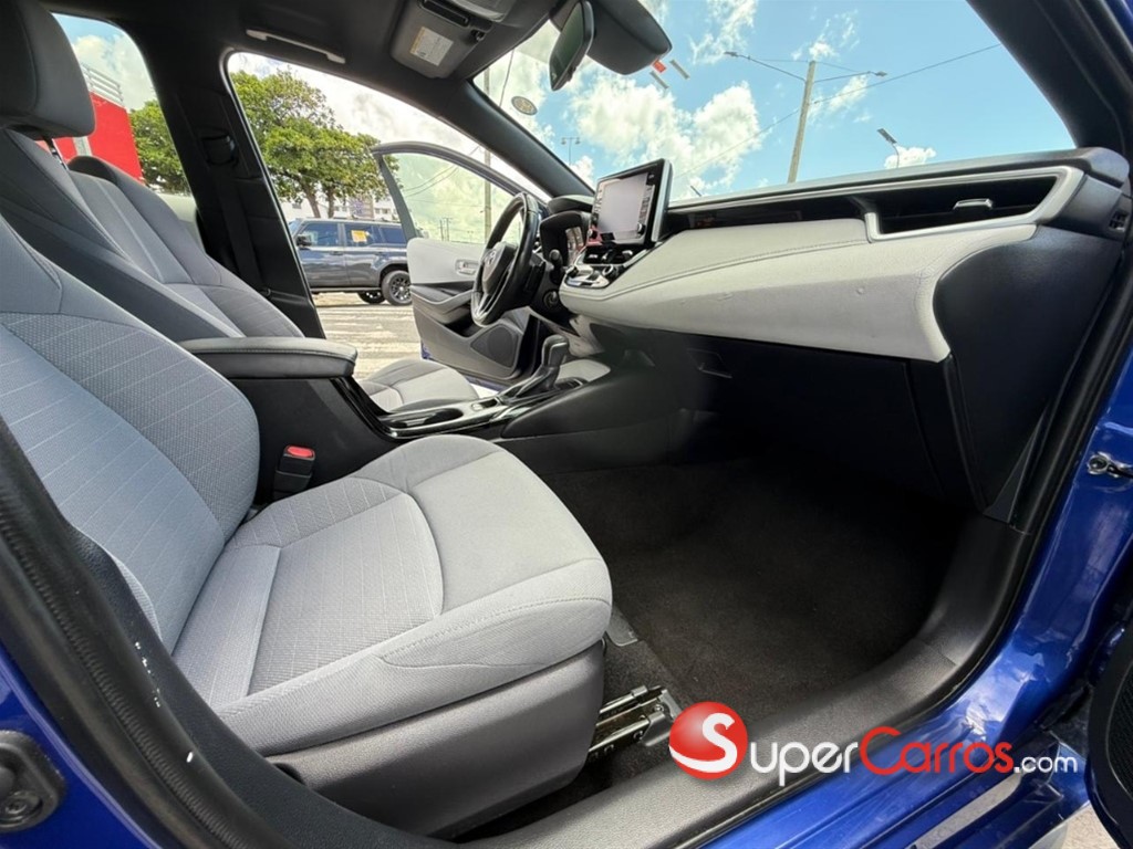 2020 Toyota Corolla SE — foto 9 / 12
