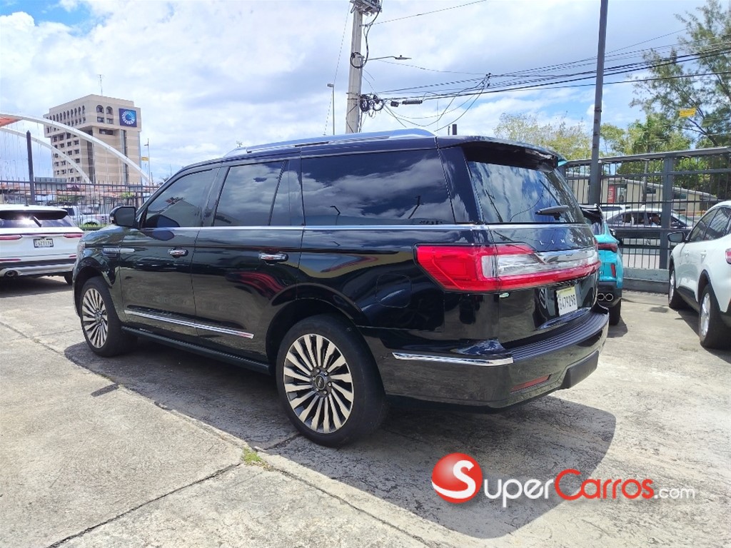 2019 Lincoln Navigator Reserve II — foto 4 / 12