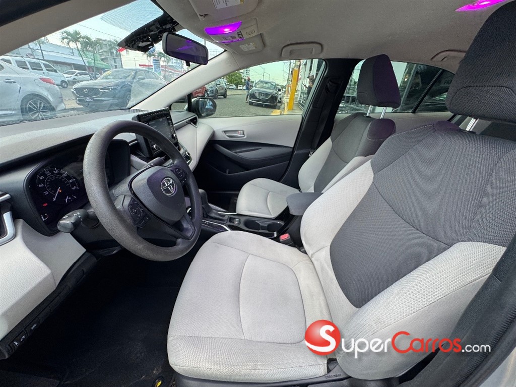 2020 Toyota Corolla LE — foto 7 / 10