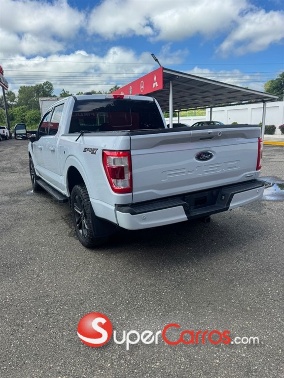 2021 Ford F 150 Lariat — foto 5 / 10