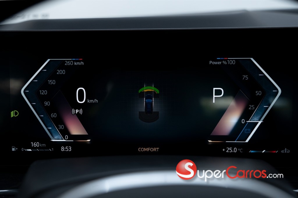 2027 BMW X 7 xDrive 40i Mpackage — foto 8 / 12