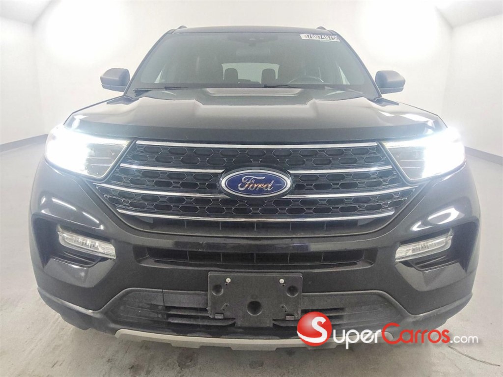 2020 Ford Explorer XLT — foto 2 / 9