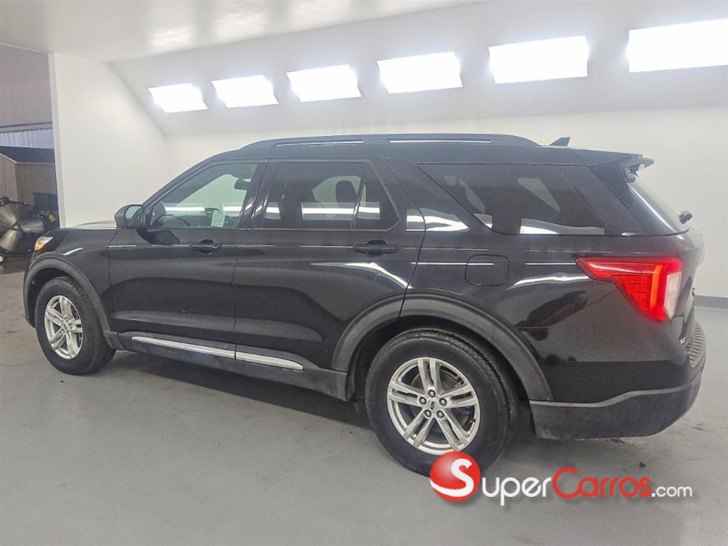 2020 Ford Explorer XLT — foto 6 / 9