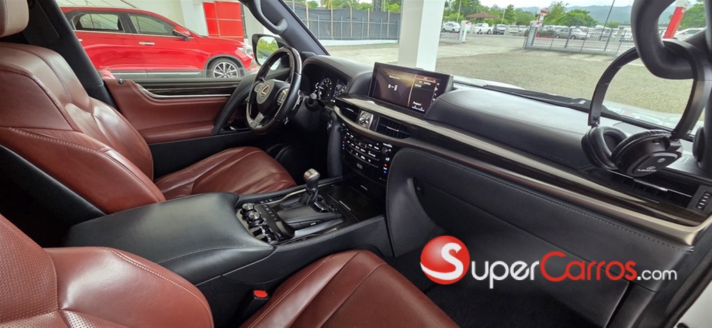 2020 Lexus LX 570 Super Sport — foto 9 / 12