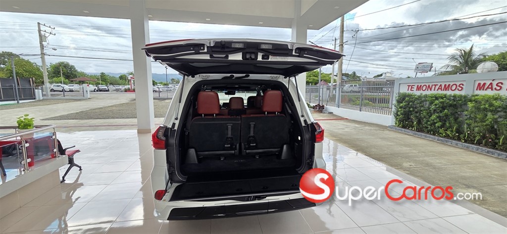 2020 Lexus LX 570 Super Sport — foto 12 / 12