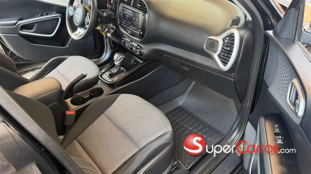 2023 Kia Soul LX — foto 11 / 12