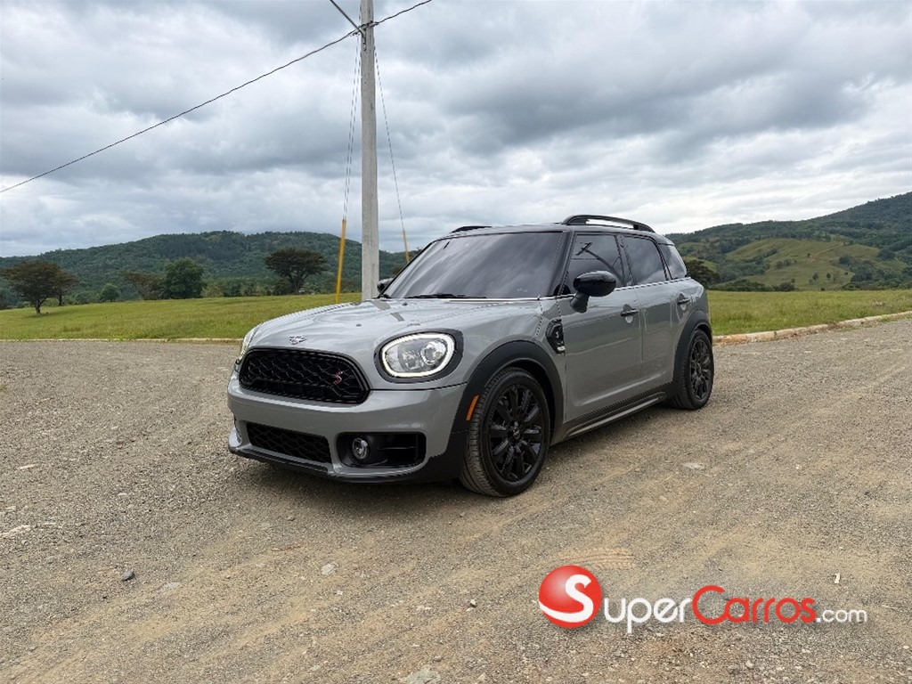 2020 Mini Cooper Countryman S ALL4 — foto 2 / 11