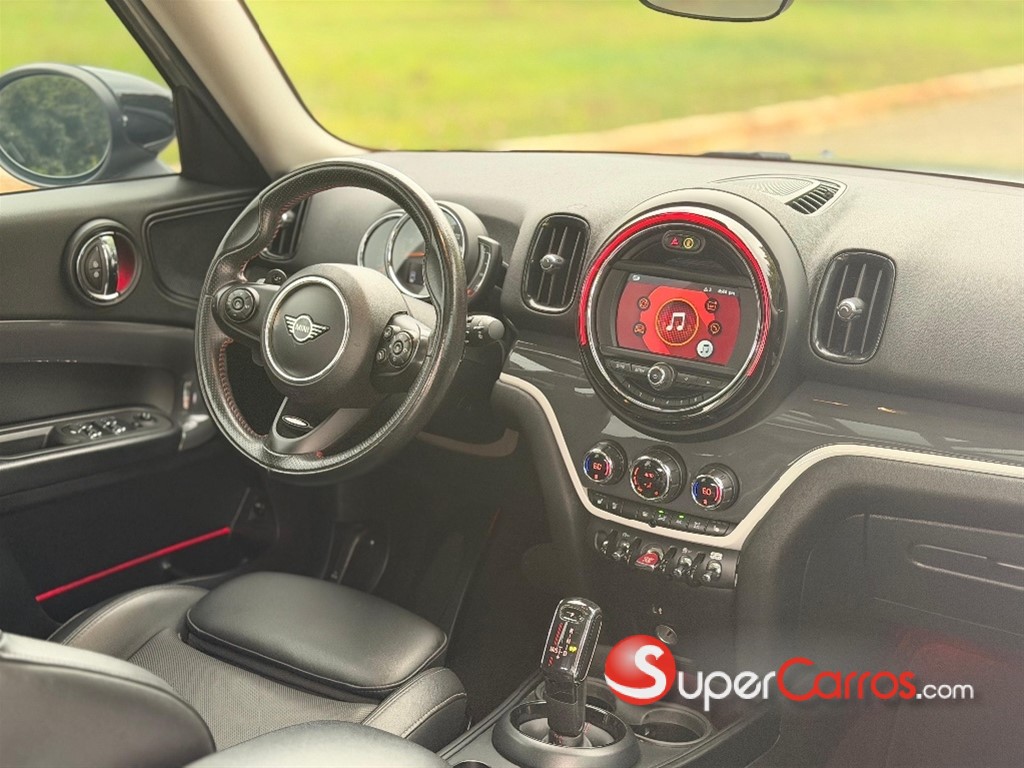 2020 Mini Cooper Countryman S ALL4 — foto 5 / 11