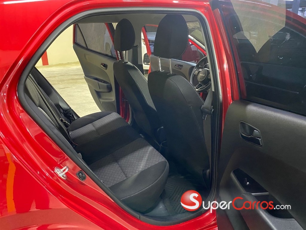 2024 Kia Picanto L X — foto 8 / 12
