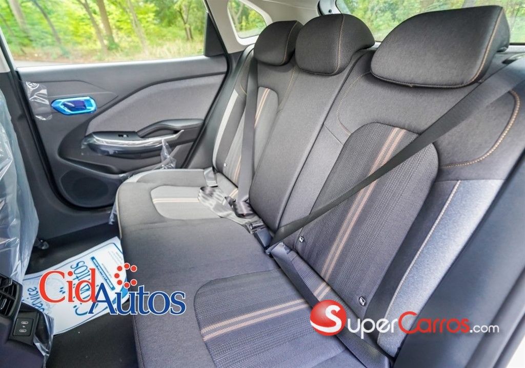 2026 Kia K-3 Cross — foto 11 / 12