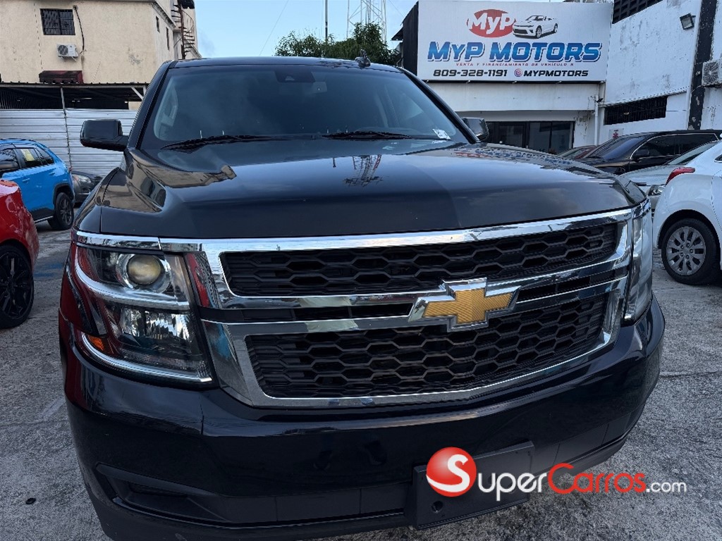 2020 Chevrolet Suburban LT — foto 2 / 12