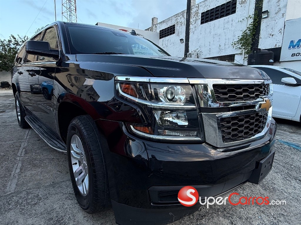 2020 Chevrolet Suburban LT — foto 7 / 12