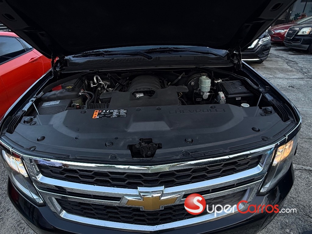 2020 Chevrolet Suburban LT — foto 9 / 12