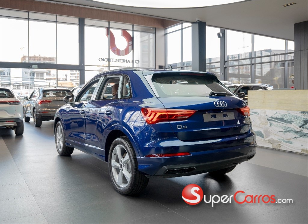 2026 Audi Q3 35 TFSI Advance Plus — foto 2 / 11