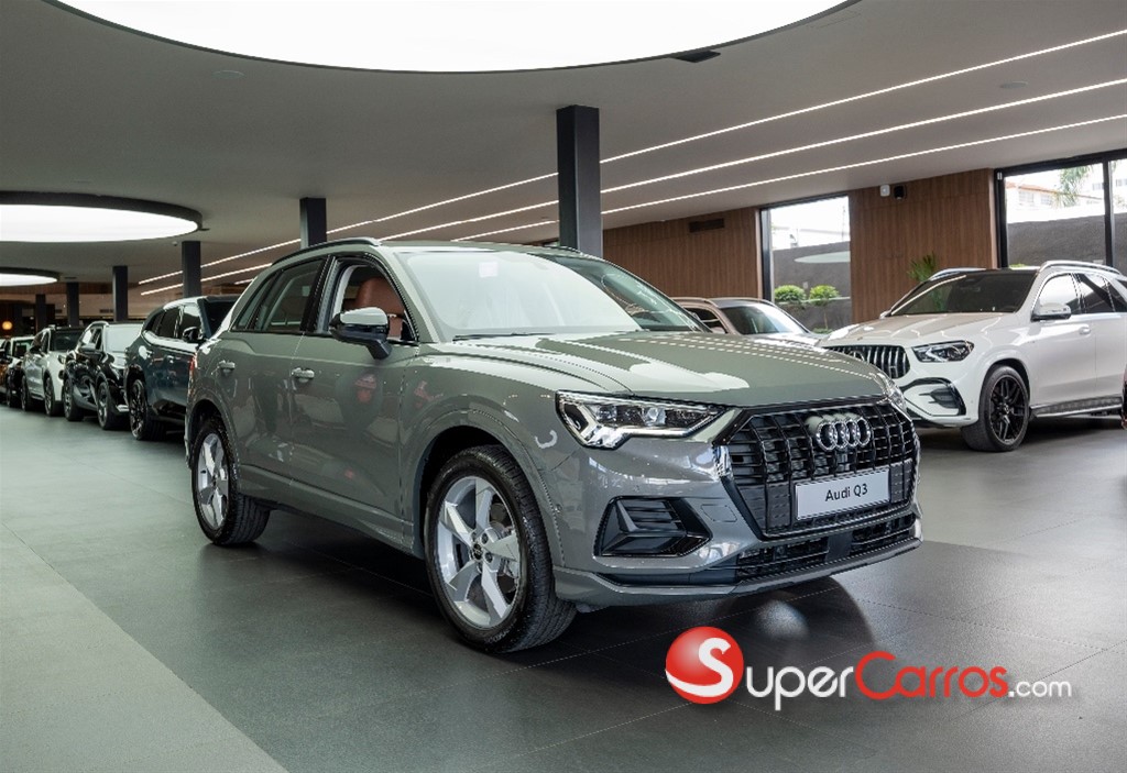 2026 Audi Q3 35 TFSI Advance Plus — foto 2 / 10