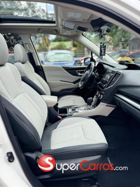 2022 Subaru Forester Premium — foto 7 / 10